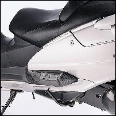 Rehausse de marchepied passager pour Suzuki Burgman AN650 BJ. 2007-2012/ Burgman AN650 BJ. 2005-2006/ Burgm