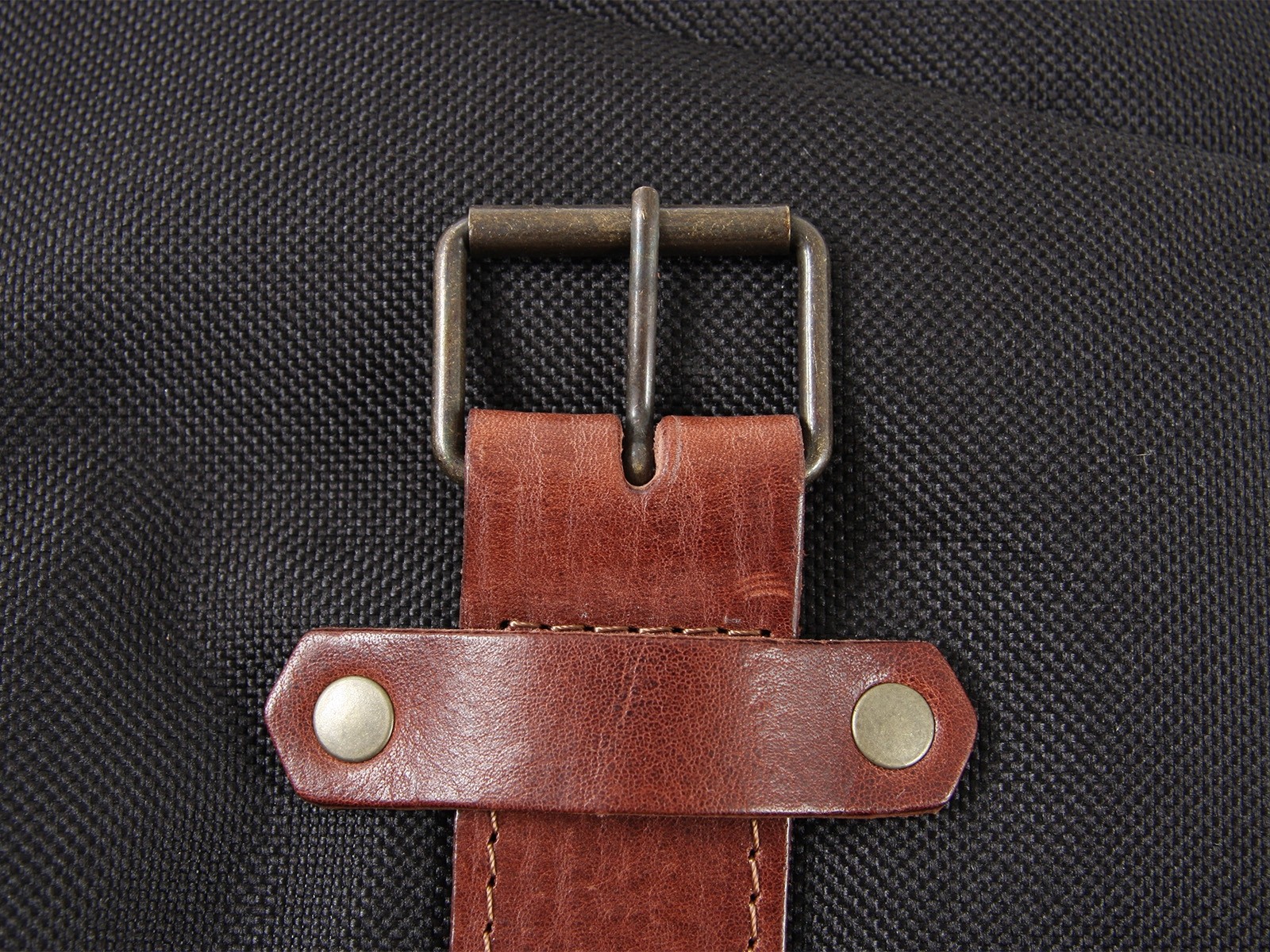 Set de sacoches de coursier LEGACY M/L noir pour bretelles C-Bow Hepco & Becker