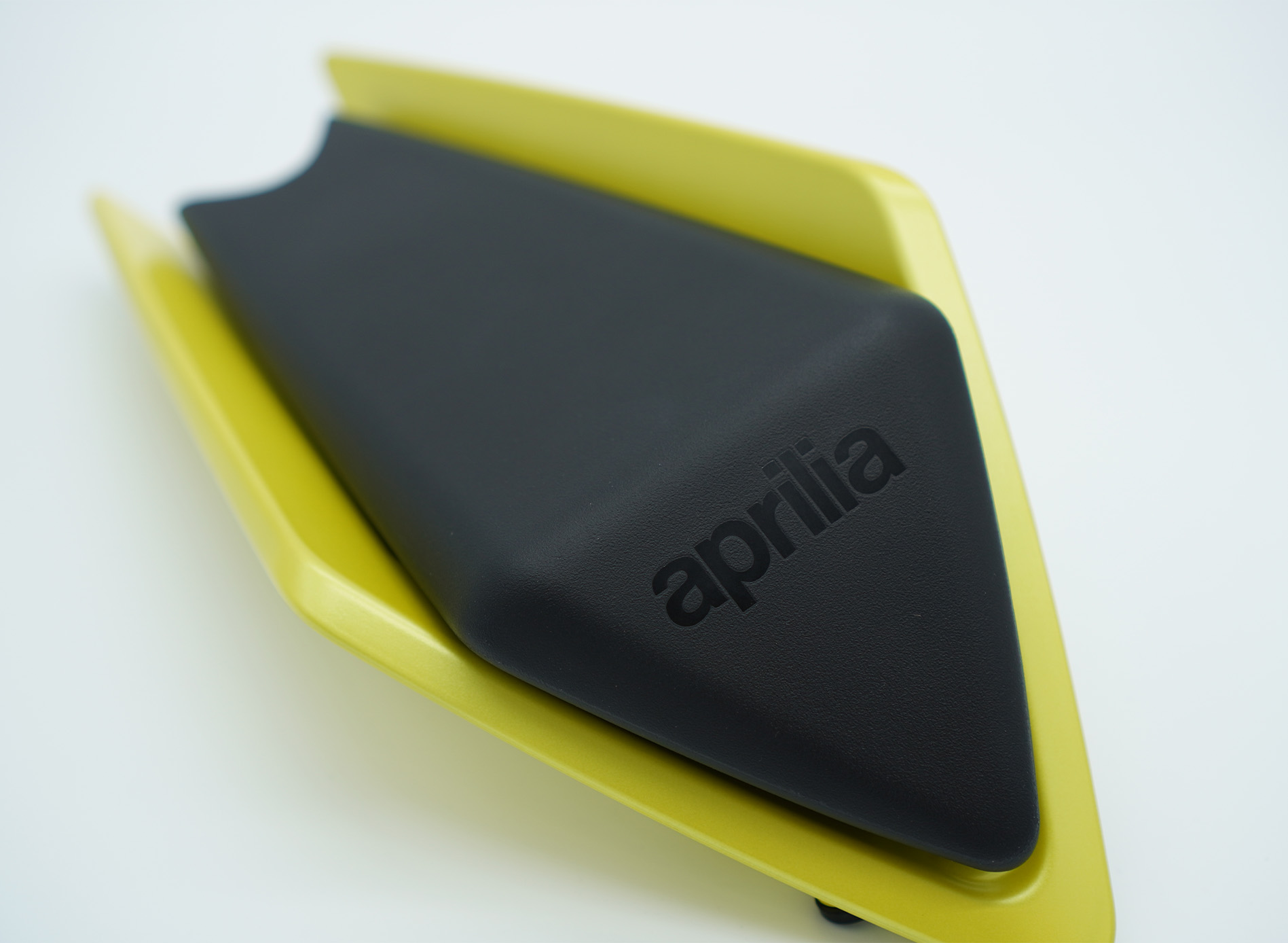 Couverture de siège passager Acid Gold pour Aprilia RS 660