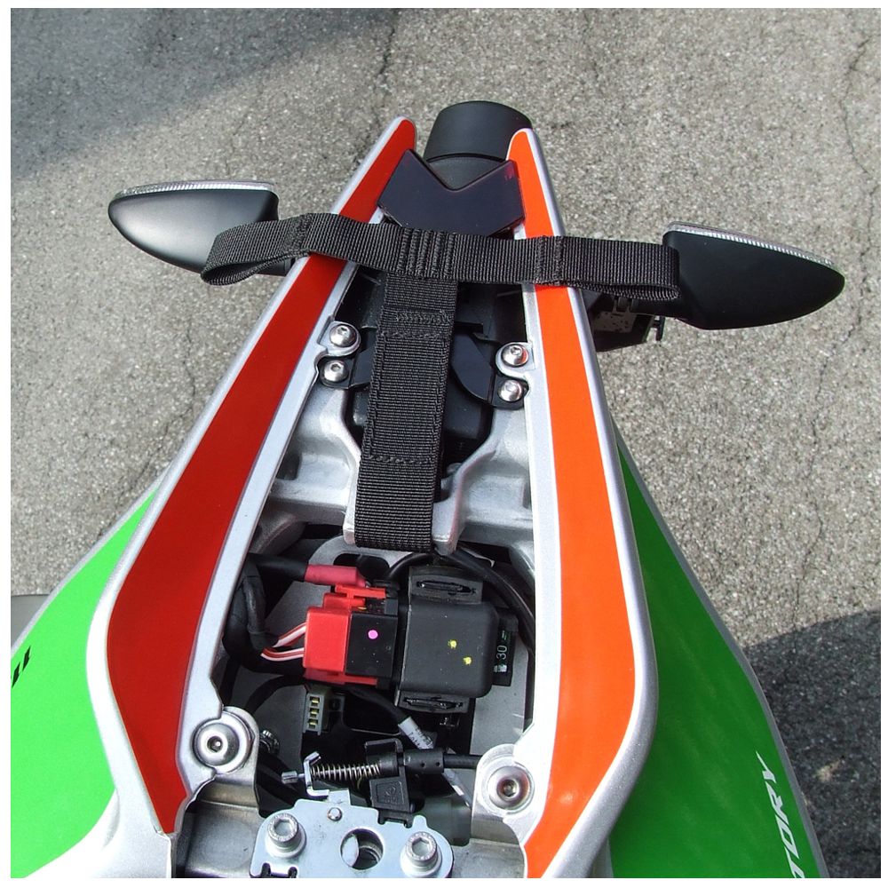 Kriega US-Drypack Kit de montage pour Aprilia Tuono V4 Factory / RR & RSV4 RF / RR