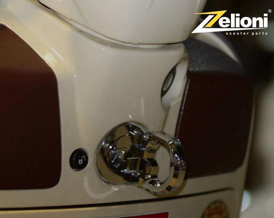 Crochet à bagages pour Vespa GTS/GTS Super/GTV/GT 60/GT/GT L/S 50-300ccm, chromé