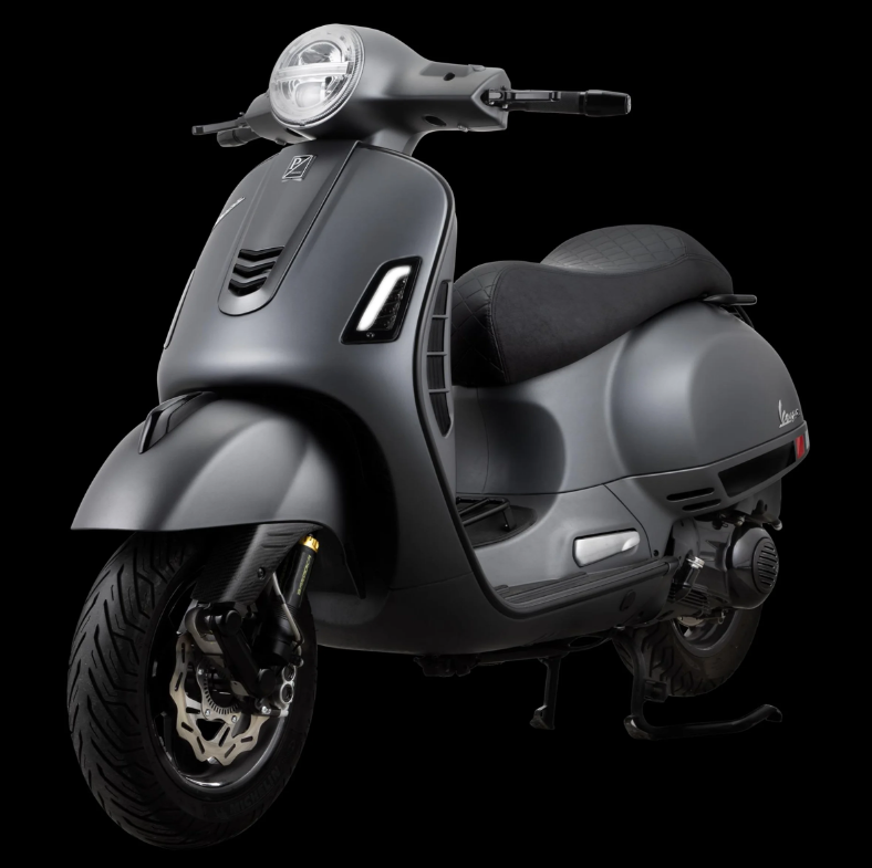 Selle sport "Black Editiont" pour Vespa GTS/GTS Super/GTV 125-300ccm (14-), noire surpiquée