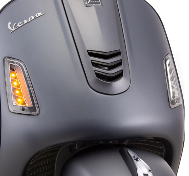 Kit clignotants avant & arrière pour Vespa GTS/GTS Super/GTV 125-300ccm ('14-), clair