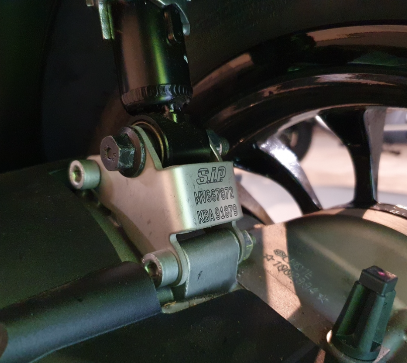 Adaptateur pour abaissement de l'amortisseur, arrière pour Vespa Primavera/Sprint, acier