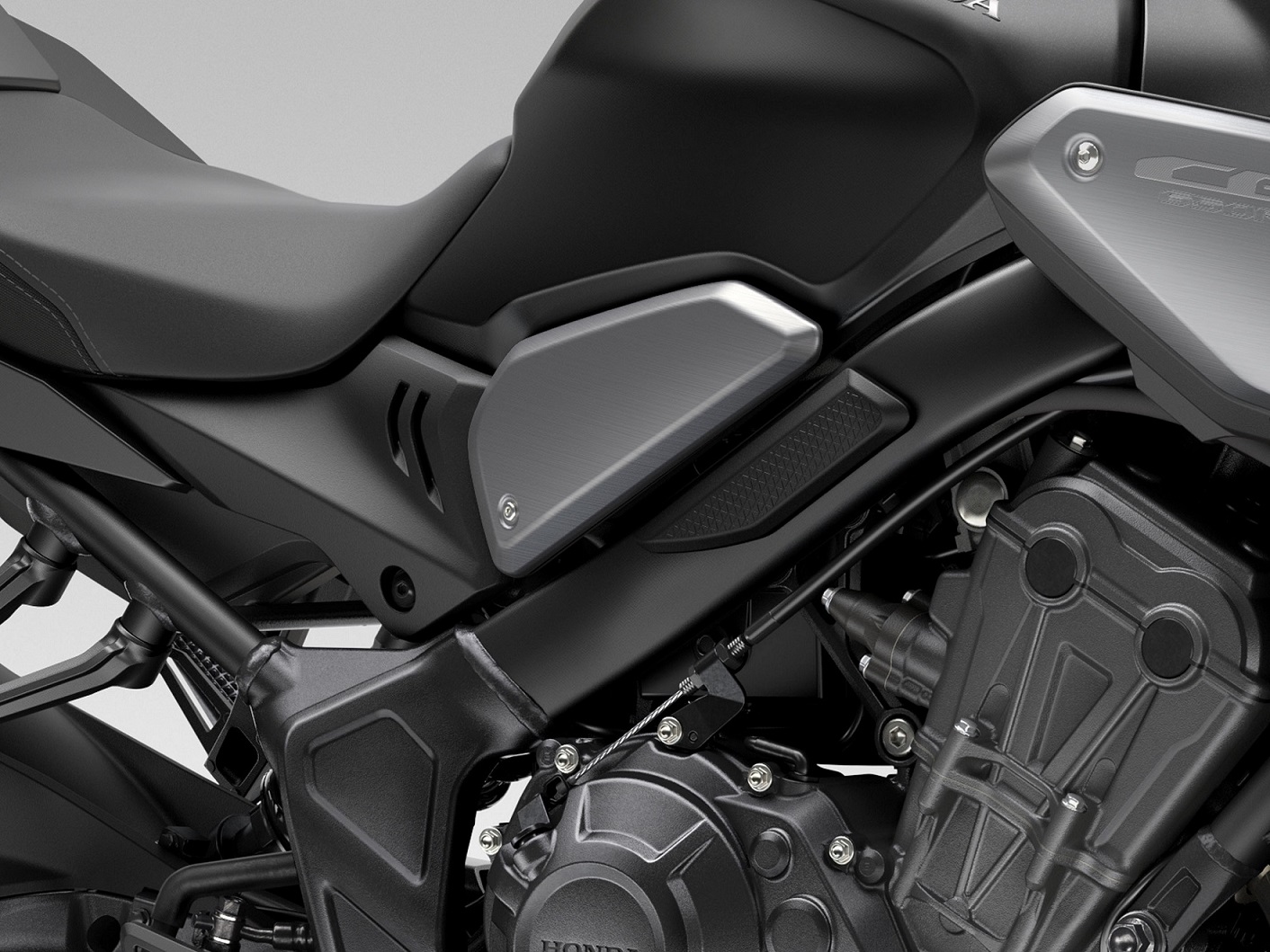 Habillage latéral pour Honda CB650R (année 19-)