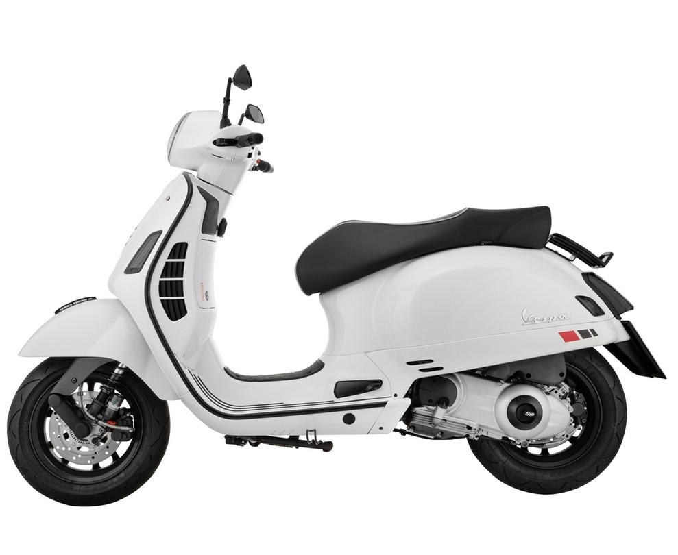 Feu arrière MK II LED pour Vespa GTS/GTS Super/GTV 125-300ccm HPE ('18-), clair