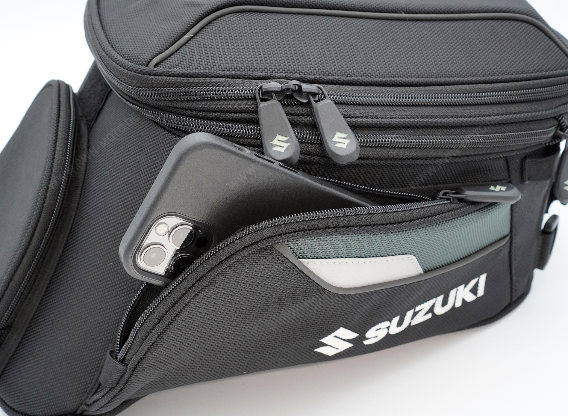 Sacoche de réservoir grande 11-15 L. pour modèles Suzuki Original