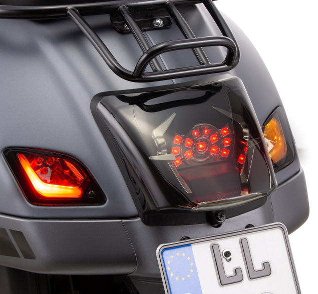 Kit clignotants avant & arrière pour Vespa GTS/GTS Super/GTV 125-300ccm ('14-), teintés