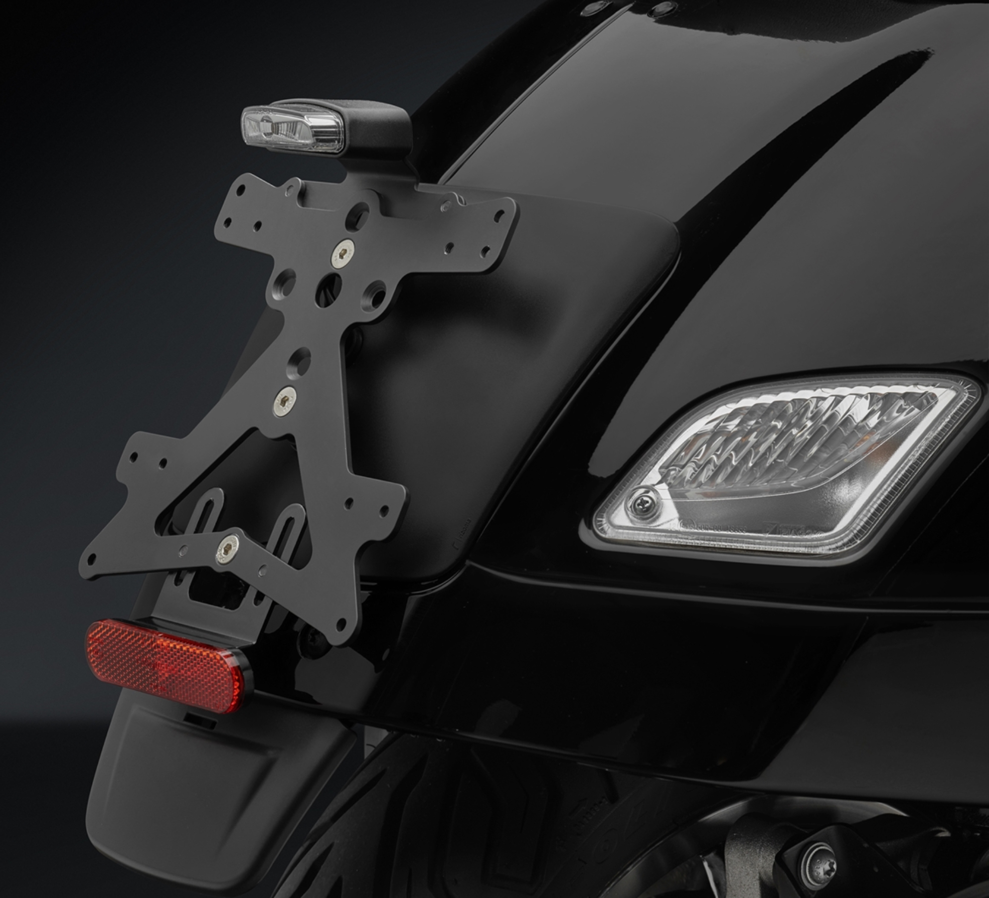 Support de plaque d'immatriculation feu arrière RIZOMA pour Vespa GTS/GTS Super/GTV/GT 60/GT L 125-300ccm 4T LC