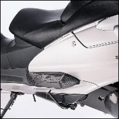 Rehausse de marchepied passager pour Suzuki Burgman AN650 BJ. 2007-2012/ Burgman AN650 BJ. 2005-2006/ Burgm