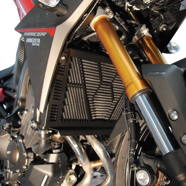 Protège radiateur noir pour Yamaha Tracer 900 (15-17)