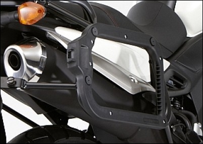 Plaque d'adaptation pour valises latérales "Touring" pour Suzuki V-Strom 650 BJ. 2012-2016