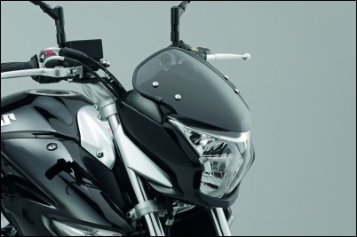 Vitre pour Suzuki GW250 Inazuma BJ. 2013-2015