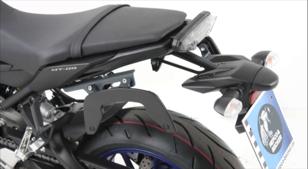 Supports latéraux C-Bow en combinaison avec Alurack/Easyrack/pont d'origine pour Yamaha MT-09 (année 14-16)