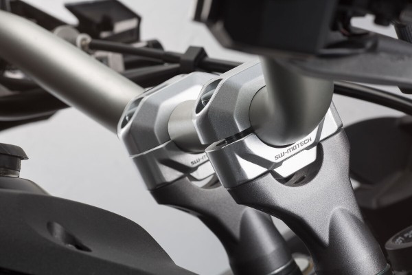 SW-Motech Réhausse de guidon, argent pour guidon Ø 28 mm, H=20 mm pour Honda CRF 1100 L Africa Twin /Adventure