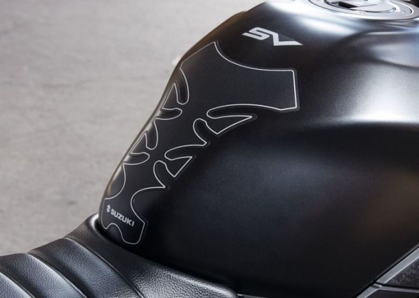 Tankpad, noir pour Suzuki SV650 BJ. 2016-2017