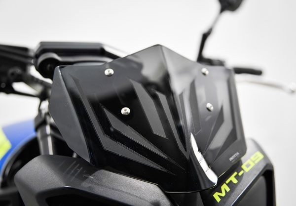 Pare-brise (flyscreen) pour Yamaha MT-09 (17-20) légèrement teinté