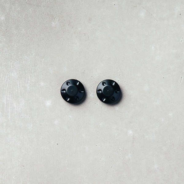 Cache noir pour logement de rétroviseur pour Moto Guzzi V7 III/ V9 Bobber/ V9 Roamer / V7 850